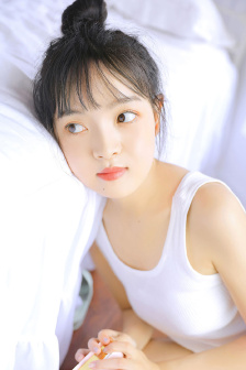 一个上面一个下面嘴巴