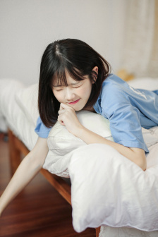 鬼剧院之惊青艳女郎